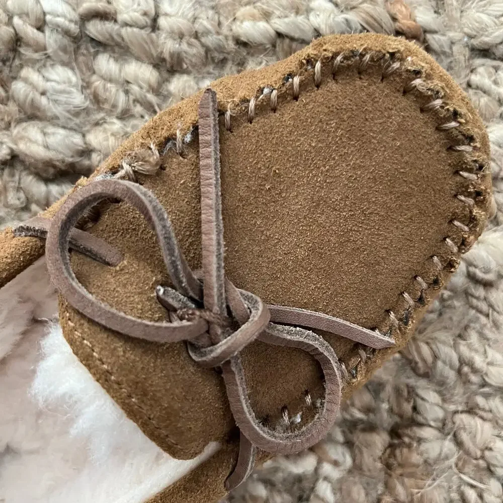 UGG Kids Suede Moccasin Slippers Brown Shearling Lined Shoes Size 1 EUC